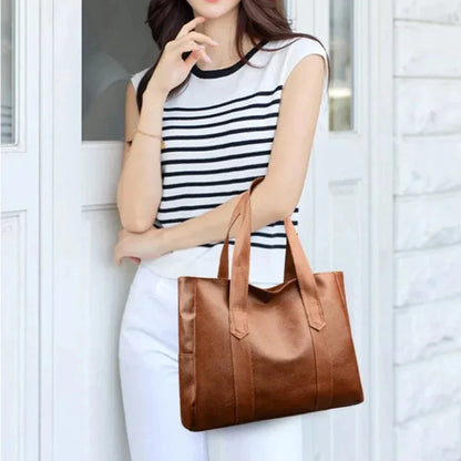 Mabel's Minimalist Luxury Soft Shoulderbag