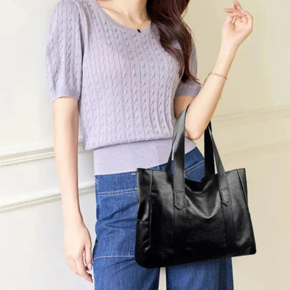 Mabel's Minimalist Luxury Soft Shoulderbag