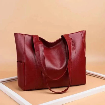 Mabel's Minimalist Luxury Soft Shoulderbag